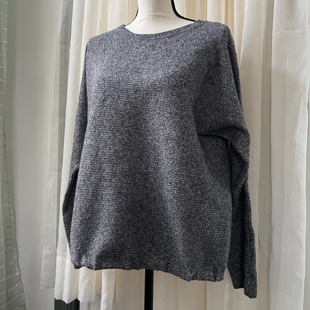 NWOT APT.9 Grey Elastic Waist Comfy Sweater
